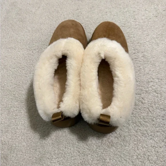 Cozy Tan Faux Fur Lined Women's Shoes - Picture 3 of 5